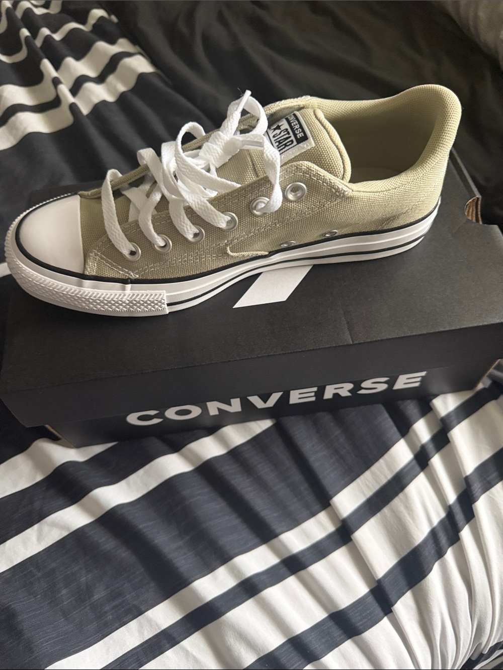 Converse Low Top Sneakers in Light Olive and White